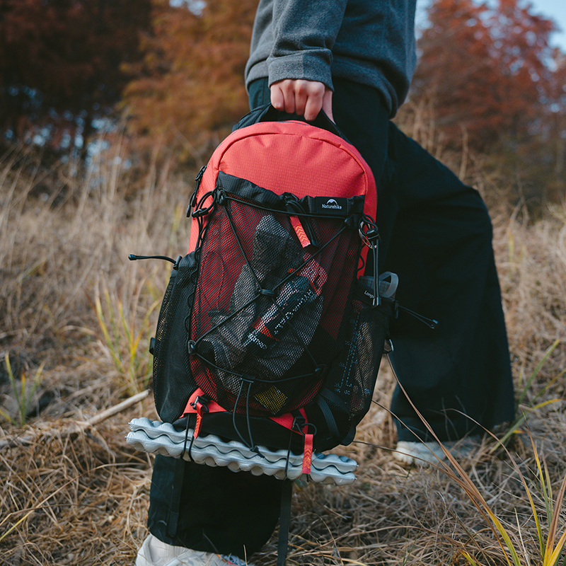 Naturehike Longwa 18l - ultralehký turistický batoh 620g - červená